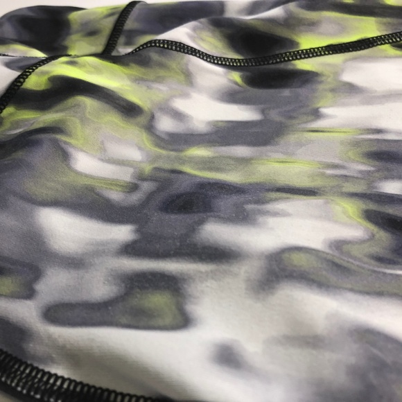 Zella | Tie-Dye Capris Leggings - Picture 7 of 7